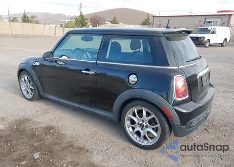 2010 Mini Cooper S from USA, damaged, VIN WMWMF7C54ATX41975
